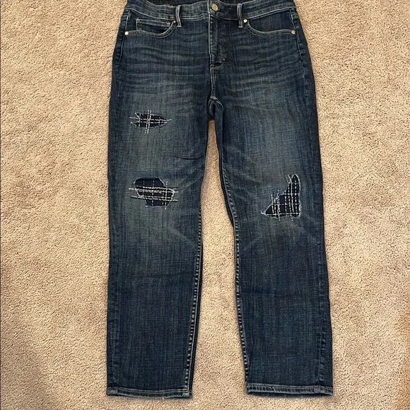 White House Black Market distressed slim ankle jeans - Picture 2 of 8